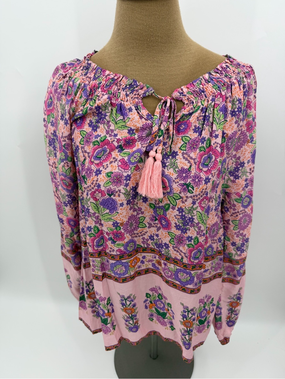 Easel Los Angeles Pink Floral Tassel Tie Boho Blouse Top Size Small NWT